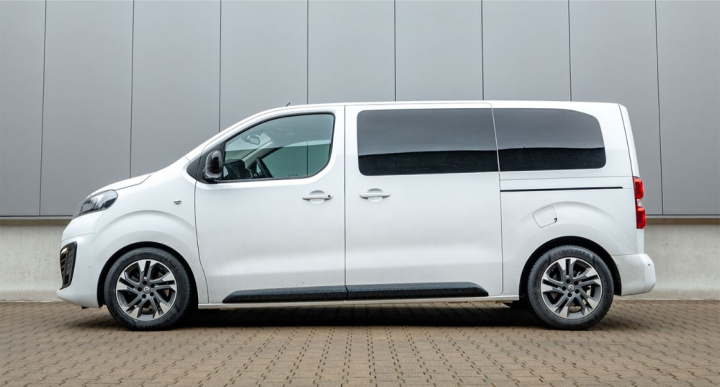 H&R Sänkningssats OPEL VIVARO C Bus (K0) | 03/2019- i gruppen Välj bilmodell hos DDESIGN Scandinavia AB (HR-29601-1)