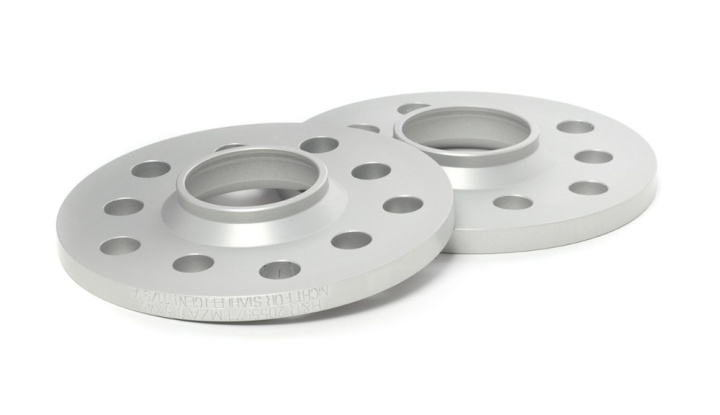 H&R SPACERS VOLKSWAGEN TRANSPORTER T7 15mm Silver version i gruppen Välj bilmodell hos DDESIGN Scandinavia AB (HR-3075650)