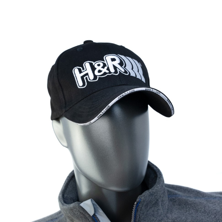 H&R Keps med logo i gruppen Välj bilmodell hos DDESIGN Scandinavia AB (HR-322CAP)