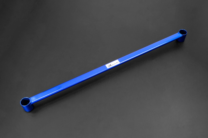 Toyota Sienna 2021+ Främre Nedre Förstärkningsstag Hardrace i gruppen Välj bilmodell hos DDESIGN Scandinavia AB (HR-Q0974)