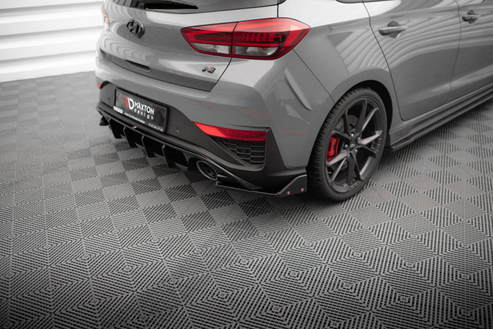 Hyundai I30 N Mk3 Facelift 2020+ Bakre Sidoextensions V.4 med Splitters Maxton Design i gruppen Välj bilmodell / Hyundai / I30 (PD) 17+ / Styling hos DDESIGN Scandinavia AB (HY-I30-3F-N-RSD4G-RSF1B)