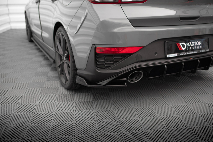 Hyundai I30 N Mk3 Facelift 2020+ Bakre Sidoextensions V.6 Maxton Design i gruppen Välj bilmodell / Hyundai / I30 (PD) 17+ / Styling hos DDESIGN Scandinavia AB (HY-I30-3F-N-RSD6G)
