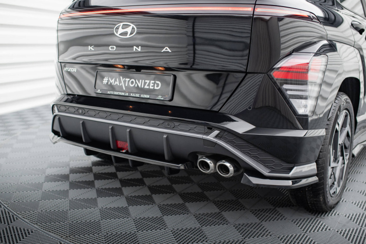 Hyundai Kona N-Line Mk2 2022+ Bakre Splitter (Med Splitters) V.1 Maxton Design i gruppen Välj bilmodell / Hyundai / Kona Mk2 2023+ hos DDESIGN Scandinavia AB (HY-KO-2-NLINE-RSD1G-RD1G)