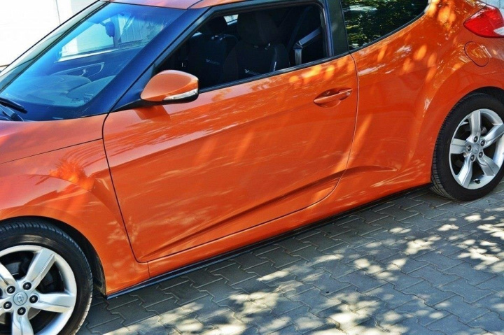 Hyundai Veloster 2011+ Sidokjolar / Sidoextensions Maxton Design i gruppen Välj bilmodell / Hyundai / Veloster (FS) 2011-2018 / Styling hos DDESIGN Scandinavia AB (HY-VE-SD1G)
