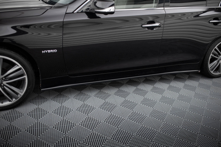 Infiniti Q50 S MK1 2013-2016 Sidokjolar / Sidoextensions V.2 Maxton Design i gruppen Välj bilmodell / Infiniti / Q50 hos DDESIGN Scandinavia AB (IN-Q50S-1-SD2G)