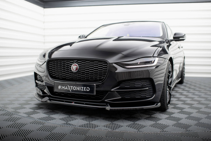 Jaguar XE X760 Facelift 2019+ Frontläpp / Frontsplitter V.2 Maxton Design i gruppen Välj bilmodell / Jaguar / XE (X760) 2015+ hos DDESIGN Scandinavia AB (JA-XE-1F-FD2G)