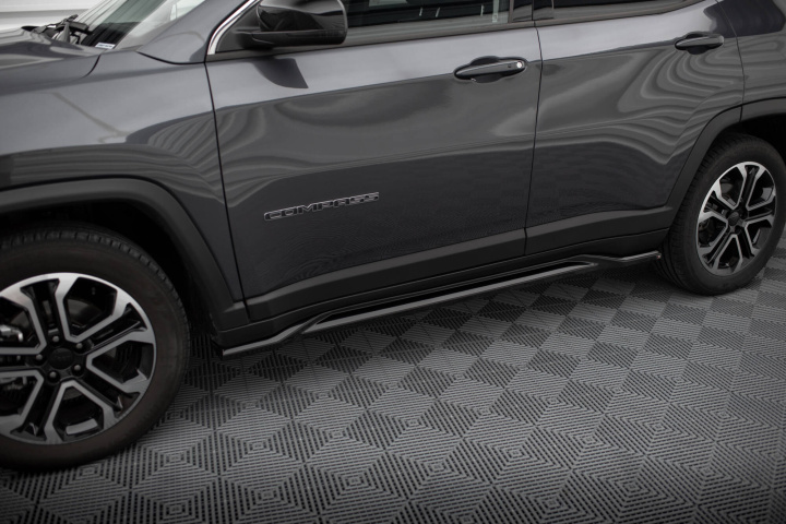 Jeep Compass Limited Mk2 Facelift 2021+ Sidokjolar / Sidoextensions Maxton Design i gruppen Välj bilmodell / Jeep / Compass hos DDESIGN Scandinavia AB (JE-CO-2-SD1G)