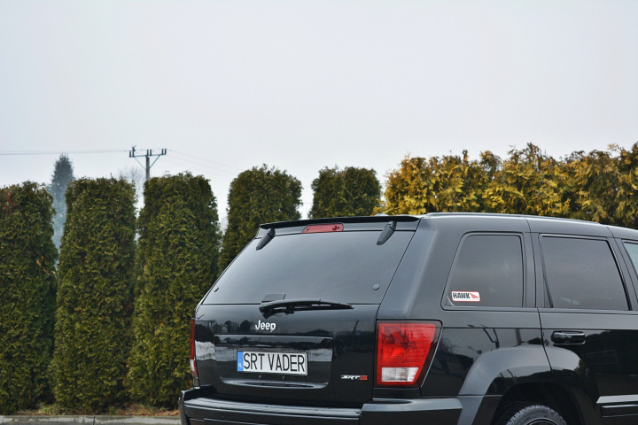 Jeep Grand Cherokee WK SRT8 2005-2010 Vinge / Vingextension Maxton Design i gruppen Välj bilmodell / Jeep / Grand Cherokee WH-WK 2005-2010 / Styling hos DDESIGN Scandinavia AB (JE-GC-3-SRT8-CAP1G)