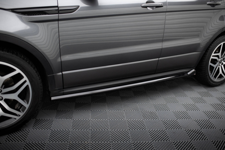 Land Rover Range Rover Evoque Mk1 Facelift 2013-2018 Sidoextensions V.1 Maxton Design i gruppen Välj bilmodell / Land Rover / Evoque 2011+ hos DDESIGN Scandinavia AB (LR-RR-EV-1-SD1G)