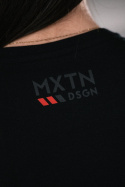 Svart T-shirt med Röd Logga Dam (XS) Maxton Design