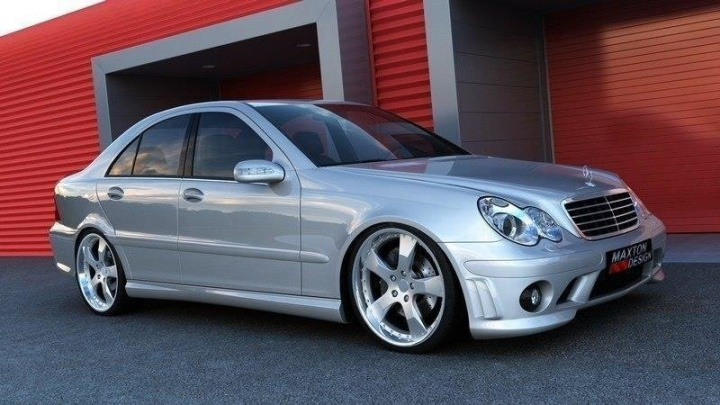Mercedes C W203 < AMG 204 LOOK> 2000-2006 Sidokjolar Maxton Design i gruppen Välj bilmodell / Mercedes Benz / C-Class 00-08 (W203) / Styling hos DDESIGN Scandinavia AB (ME-C-203-AMG204-S1A)