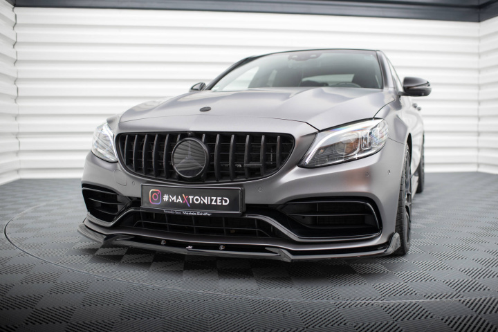 Mercedes AMG C63 Sedan / Estate W205 Facelift 2018-2021 Frontläpp / Frontsplitter V.2 Maxton Design i gruppen Välj bilmodell / Mercedes Benz / C-Class 15-21 (W205) / Styling hos DDESIGN Scandinavia AB (ME-C-205F-63-FD2G)