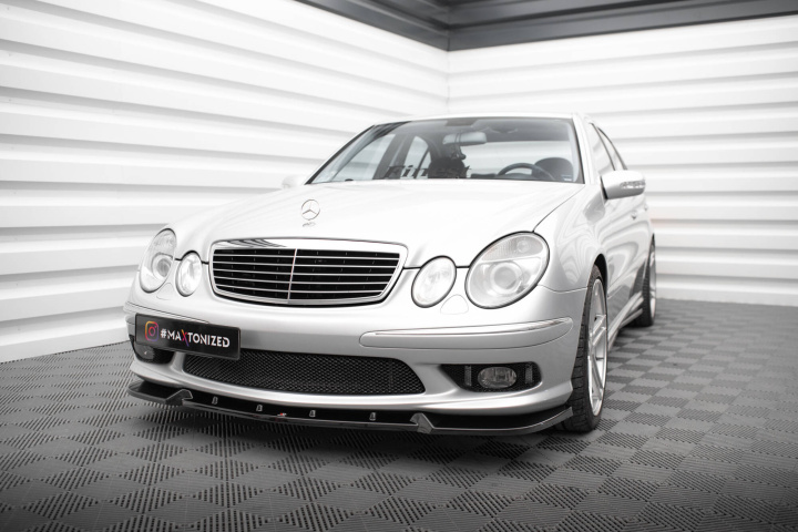 Mercedes-Benz E55 AMG W211 2003-2006 Frontsplitter V.1 Maxton Design i gruppen Välj bilmodell / Mercedes Benz / E-Class 02-09 (W211) / Styling hos DDESIGN Scandinavia AB (ME-E-211-AMG-FD1G)