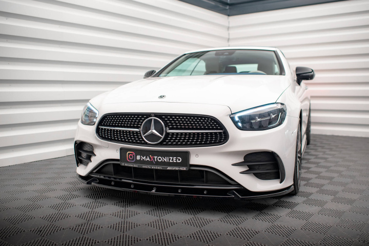 Mercedes E-Class W213 Coupe / Cab (C238) AMG-Line (Inkl. 53 AMG) 2017-2023 Frontsplitter V.2 Maxton Design i gruppen Välj bilmodell / Mercedes Benz / E-Class 17+ (W213 - C238) / Styling hos DDESIGN Scandinavia AB (ME-E-213F-AMGLINE-C-FD2G)