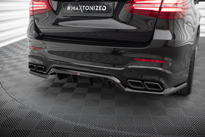 Mercedes-AMG GLC 63 SUV X253 2015-2019 Bakre Splitter / Diffuser Maxton Design i gruppen Välj bilmodell / Mercedes Benz / GLC-Class 16+ (X253) hos DDESIGN Scandinavia AB (ME-GLC-X253-63-RD1G-RD2G)
