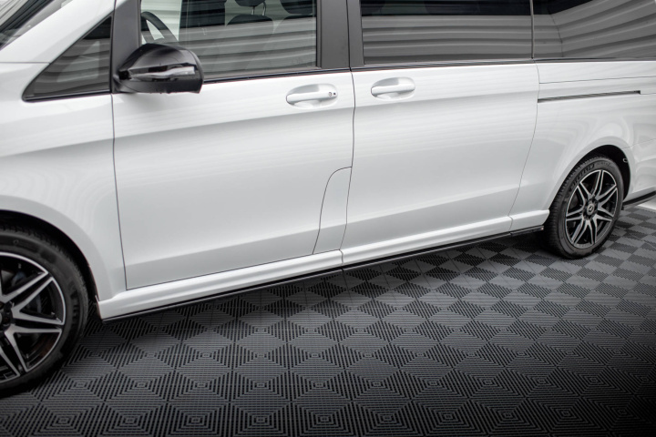 Mercedes-Benz V-Class Extra Long AMG-Line W447 Facelift 2019+ Sidoextensions V.1 Maxton Design i gruppen Välj bilmodell / Mercedes Benz / Vito-Viano 14+ (W447) / Styling hos DDESIGN Scandinavia AB (ME-V-447F-AMGLINE-XL-SD1A)