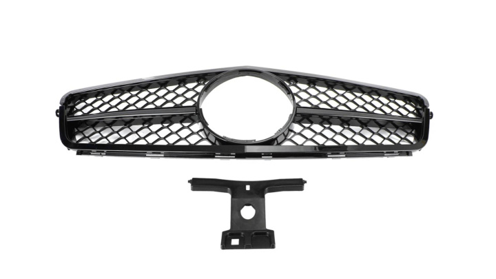 MERCEDES C-Class W204 2008-2014 Mattsvart Sportgrill i gruppen Välj bilmodell / Mercedes Benz / C-Class 07-15 (W204) / Styling hos DDESIGN Scandinavia AB (ME357002)