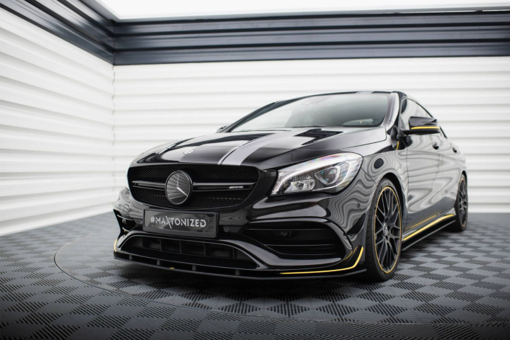 Mercedes-AMG CLA 45 Aero C117 Facelift 2017-2019 Street Pro Frontläpp / Frontsplitter Svart/Röd Maxton Design i gruppen Välj bilmodell / Mercedes Benz / CLA-Class 13-19 (C117) / Styling hos DDESIGN Scandinavia AB (MECLA117AMGAEROCNC-FD1BRB)