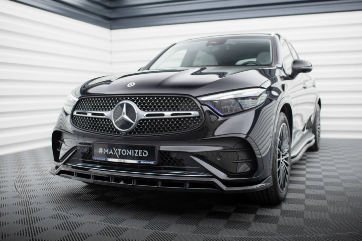 Mercedes-Benz GLC AMG-Line X254 2022+ Frontläpp / Frontsplitter Maxton Design i gruppen Välj bilmodell / Mercedes Benz / GLC-Class 22+ (X254) hos DDESIGN Scandinavia AB (MEGLCX254AMGLINEFD1GFD1RG)