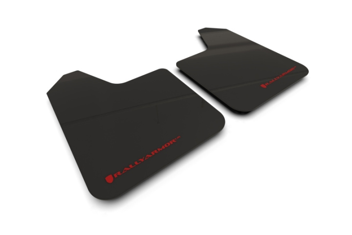 Universella Stänklappar UR Svarta Med Röd Logotyp Par Rally Armor i gruppen Välj bilmodell hos DDESIGN Scandinavia AB (MF12-UR-BLK-RD-LRT)