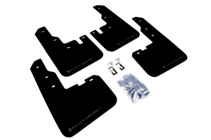 Toyota RAV4 2013-2015 Svarta Stänklappar Rally Armor i gruppen Välj bilmodell / Toyota / Rav4 1994+ hos DDESIGN Scandinavia AB (MF41-UR)