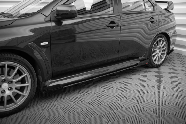 Mitsubishi Lancer EVO X 2007-2015 Street Pro Sidoextensions + Splitters Maxton Design i gruppen Välj bilmodell / Mitsubishi / EVO X 07+ / Styling hos DDESIGN Scandinavia AB (MILA10EVOCNC-SD2BRBSF1G)