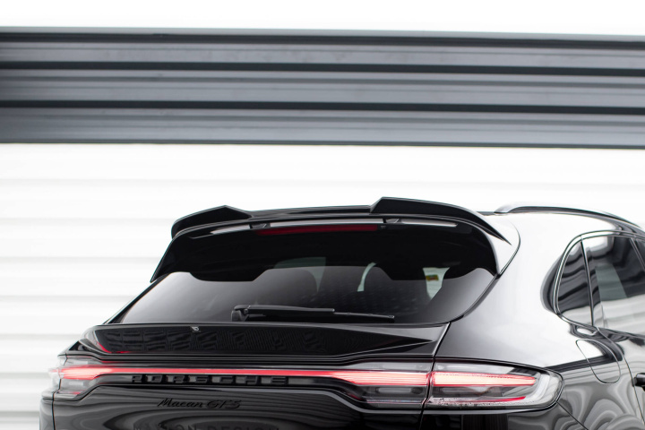 Porsche Macan GTS Mk1 Facelift 2 2021+ Övre Vingextension 3D Maxton Design i gruppen Välj bilmodell / Porsche / Macan 14+ hos DDESIGN Scandinavia AB (PO-MA-1F-GTS-CAP3D1G)