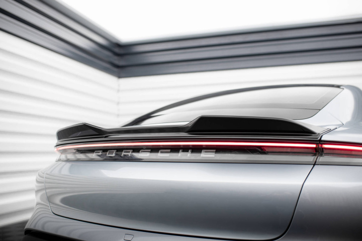 Porsche Taycan Mk1 2019+ Vinge / Vingextension 3D Maxton Design i gruppen Välj bilmodell / Porsche / Taycan 19+ hos DDESIGN Scandinavia AB (PO-TAY-1-CAP1G)