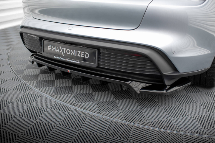 Porsche Taycan Mk1 2019+ Bakre Splitter / Diffuser Maxton Design i gruppen Välj bilmodell / Porsche / Taycan 19+ hos DDESIGN Scandinavia AB (PO-TAY-1-RD1G-RD2G)