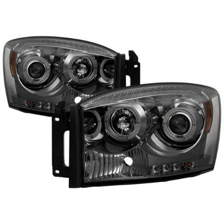 PRO-YD-DR06-HL-SM Ram 1500-3500 06-09 Strålkastare Projektor - LED Halo Röktonade Spyder Auto