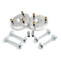 Nissan Armada/Titan 2004-2015 2\'\' Främre Leveling Kit Readylift