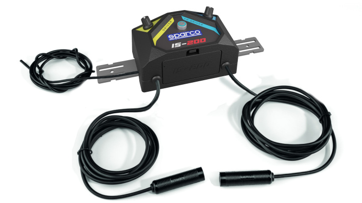 Intercom Sparco i gruppen Interiör / Motorsport / Personlig Utrustning / Intercom & Tillbehör hos DDESIGN Scandinavia AB (SCO00537048)