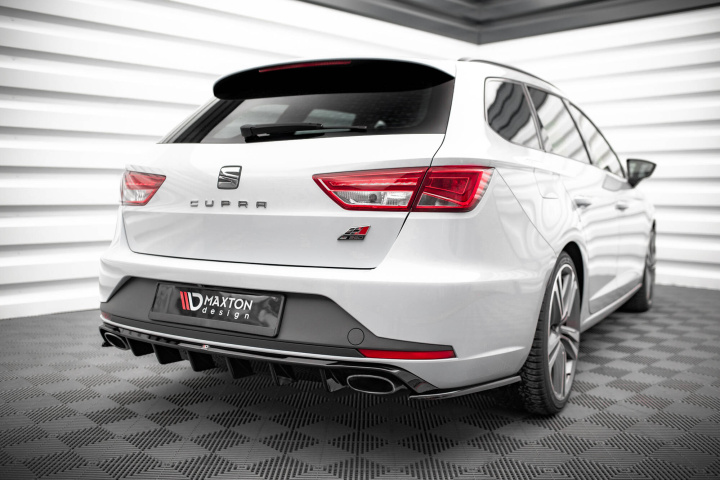 Seat Leon Cupra Sportstourer Mk3 2012-2016 Bakre Sidosplitters V.2 Maxton Design i gruppen Välj bilmodell / Seat / Leon Mk3 12-20 / Styling hos DDESIGN Scandinavia AB (SE-LE-3-CU-ST-RSD2G)