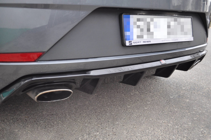 Seat Leon 2016-2020 Bakre Diffuser V.1 Maxton Design i gruppen Välj bilmodell / Seat / Leon Mk3 12-20 / Styling hos DDESIGN Scandinavia AB (SE-LE-3F-CU-RS1G)