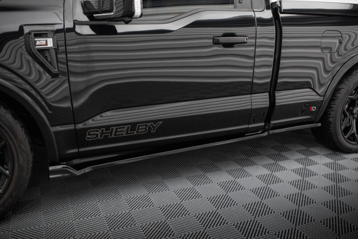 Shelby F150 Super Snake 2020- Sidoextensions V.1 Maxton Design i gruppen Välj bilmodell / Ford / F-150 15+ / Styling hos DDESIGN Scandinavia AB (SH-F150-SS-SD1A-BG)