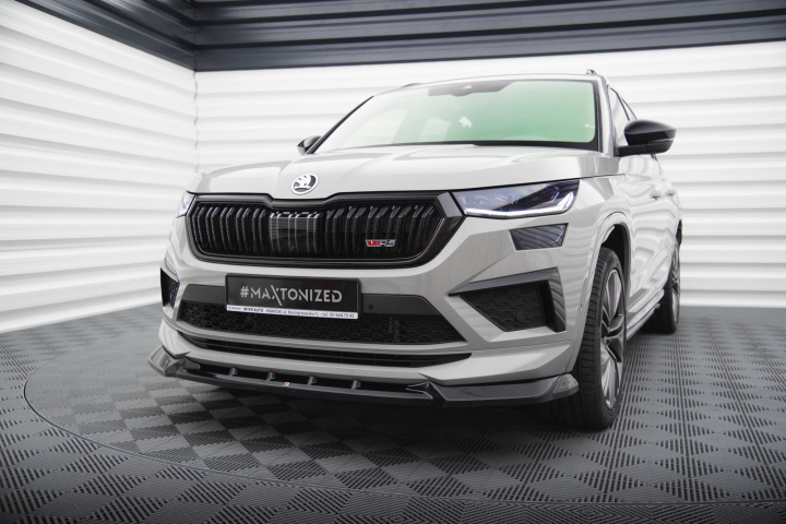 Skoda Kodiaq RS Mk1 Facelift 2021-2023 Frontläpp / Frontsplitter V.1 Maxton Design i gruppen Välj bilmodell / Skoda / Kodiaq Mk1 (NS7) 2016+ hos DDESIGN Scandinavia AB (SK-KO-1F-RS-FD1G)