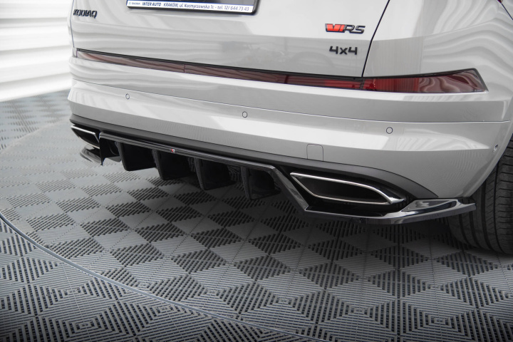 Skoda Kodiaq RS Mk1 Facelift 2021-2023 Bakre Splitter / Diffuser med Splitters Maxton Design i gruppen Välj bilmodell / Skoda / Kodiaq Mk1 (NS7) 2016+ hos DDESIGN Scandinavia AB (SK-KO-1F-RS-RD1G-RD2G)