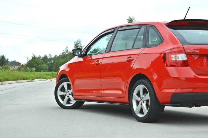 Skoda Rapid 2012-2019 Sidokjolar / Sidoextensions Maxton Design i gruppen Välj bilmodell / Skoda / Rapid 2013-2019 hos DDESIGN Scandinavia AB (SK-RA-1-SB-SD1G)