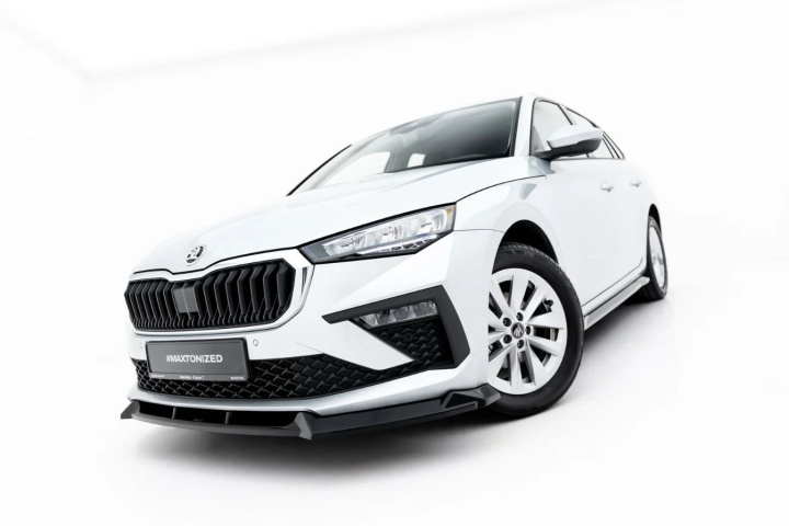 Skoda Scala Mk1 Facelift 2023+ Frontläpp / Frontsplitter V.1 Maxton Design i gruppen Välj bilmodell / Skoda / Scala 2019+ hos DDESIGN Scandinavia AB (SK-SC-1F-FD1G)