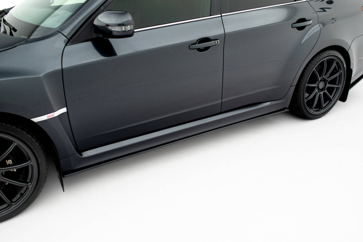 Subaru Impreza WRX STI Mk3 Facelift 2011-2014 Street Pro Sidoextensions Maxton Design i gruppen Välj bilmodell / Subaru / Impreza inkl. WRX 08-14 / Styling hos DDESIGN Scandinavia AB (SUIM3FWRXSTICNC-SD1BRB)