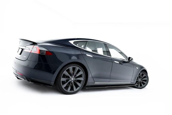 Tesla Model S Mk1 2012-2016 Sidoextensions V.2 Maxton Design i gruppen Välj bilmodell / Tesla Motors / Tesla Model S 2012+ hos DDESIGN Scandinavia AB (TE-MODELS-1-SD2G)