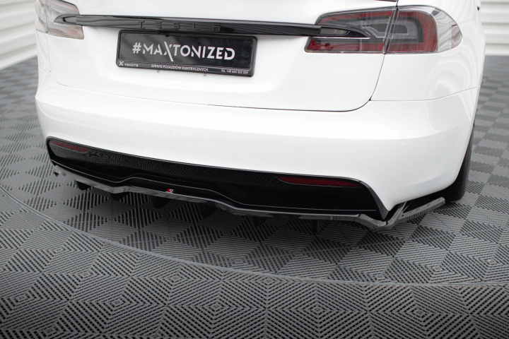 Tesla Model S Plaid Mk1 Facelift 2021+ Bakre Splitter (Med Splitters) V.2 Maxton Design i gruppen Välj bilmodell / Tesla Motors / Tesla Model S 2012+ hos DDESIGN Scandinavia AB (TE-MODELS-1F2-PLRD2GRD3G)