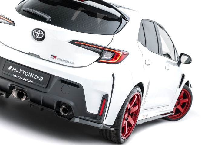 Toyota GR Corolla Mk12 2022-2024 Bakre Sidoextensions V.1 Maxton Design i gruppen Välj bilmodell / Toyota / GR Corolla 2022+ hos DDESIGN Scandinavia AB (TO-CO-12-GR4-RSD1G-RD1G)