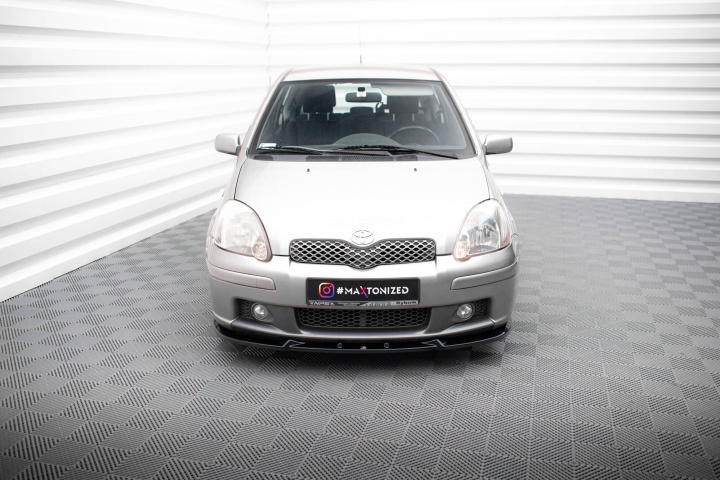 Toyota Yaris T-Sport Mk1 Facelift 2003-2006 Frontsplitter V.1 Maxton Design i gruppen Välj bilmodell / Toyota / Yaris / Styling hos DDESIGN Scandinavia AB (TO-YA-1F-TS-FD1G)