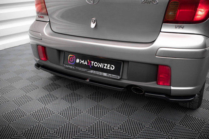 Toyota Yaris T-Sport Mk1 Facelift 2003-2006 Bakre Splitter / Diffuser Maxton Design i gruppen Välj bilmodell / Toyota / Yaris / Styling / Bakspoiler hos DDESIGN Scandinavia AB (TO-YA-1F-TS-RSD1G)