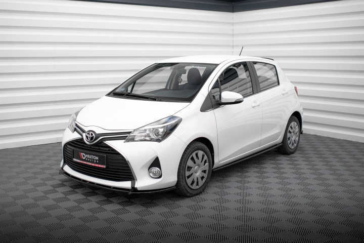 Toyota Yaris Mk3 Facelift 2014-2017 Frontsplitter V.1 Maxton Design i gruppen Välj bilmodell / Toyota / Yaris / Styling hos DDESIGN Scandinavia AB (TO-YA-3-FD1G)