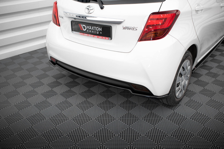 Toyota Yaris Mk3 Facelift 2014-2017 Bakre Splitter / Diffuser Maxton Design i gruppen Välj bilmodell / Toyota / Yaris / Styling / Bakspoiler hos DDESIGN Scandinavia AB (TO-YA-3-RD1G)