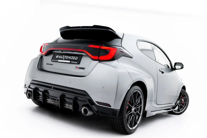 Toyota GR Yaris Mk4 Facelift 2024- Bakre Diffuser Maxton Design i gruppen Välj bilmodell / Toyota / GR Yaris 2020+ / Styling hos DDESIGN Scandinavia AB (TO-YA-4F-GR4-RS1G-FLO_O)