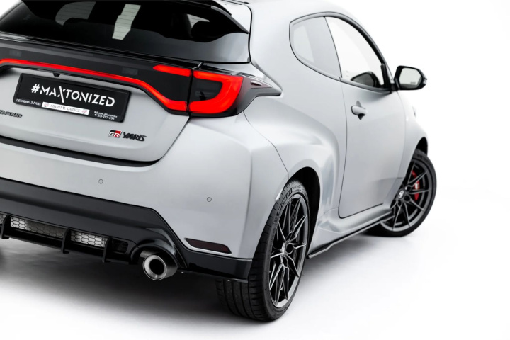 Toyota GR Yaris Mk4 Facelift 2024- Street Pro Bakre Sidoextensions Maxton Design i gruppen Välj bilmodell / Toyota / GR Yaris 2020+ / Styling hos DDESIGN Scandinavia AB (TOYA4FGR4CNC-RSD1B)