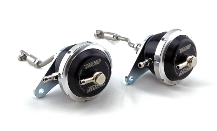 Nissan R35 Wastegate IWG75 Dubbla Portar 7 PSI Turbosmart i gruppen Välj bilmodell hos DDESIGN Scandinavia AB (TS-0615-2073)